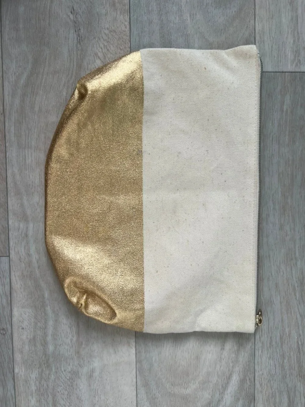 Bath & Body Works Zippered Pouch